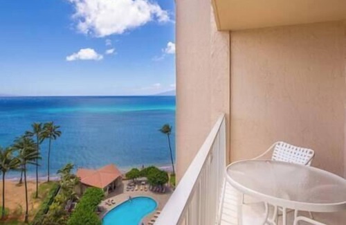 Kahana Apartment | 10th floor partial ocean view studio @ Royal Kahana Resortnn