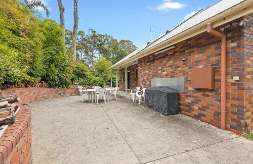 Dalmeny House | 11 Barkala Street Dalmeny