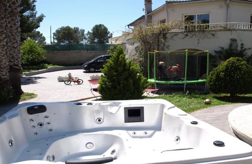Les Tres Cales Villa | 11 bedrooms, sleeps 30, Full A/C, jacuzzi, BBQ, 1000 Mbps fiber internet