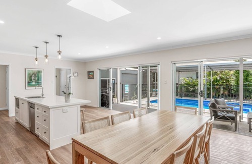 Rainbow Beach House | 11 Esprit Drive - Rainbow Shores. Gorgeous beach house. Walk to beach