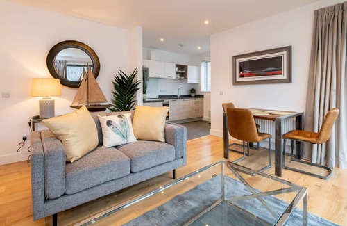 Kenmore Apartment | 11 Loch View PF Kenmore