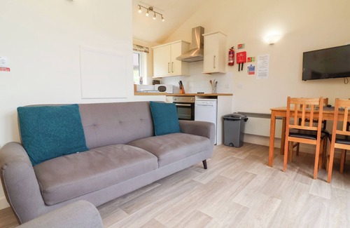 Combe Martin Cottage | 11 MANLEIGH PARK, pet friendly, with a garden in Combe Martin