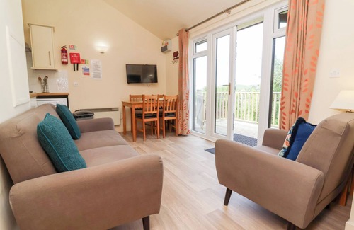 Combe Martin Cottage | 11 MANLEIGH PARK, pet friendly, with a garden in Combe Martin