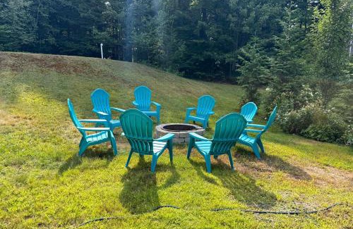 Conway House | 11 Mi to Cranmore Mtn Resort Home with Game Room