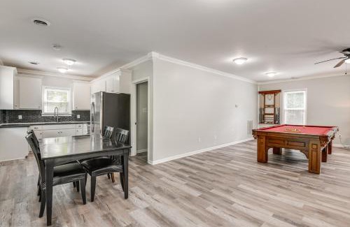Petersburg House | 11 Mi to Fort Lee 30-Acre Retreat with Scenic Views