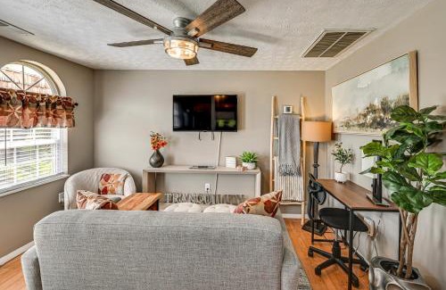 Somerset House | 11 Mi to Lake Cumberland! Retreat with Gazebo