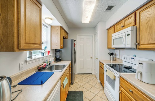 Denton House | 11 Mi to Lewisville Lake: Family Home in Denton