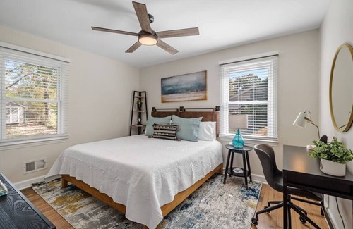 Wade Hampton House | 11 Min to Downtown|Superhost w/250 5 Star Reviews