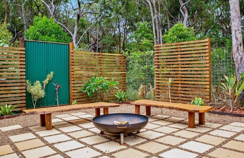 Rainbow Beach House | 11 Naiad Court - Rainbow Shores. Pool, walk to beach. Wifi