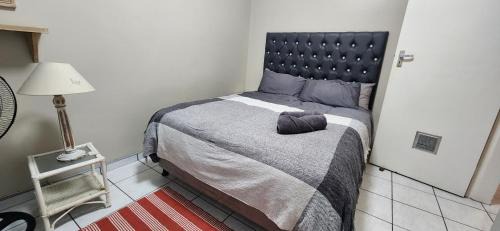 Scottburgh Apartment | 11 Seesonnet beach flat