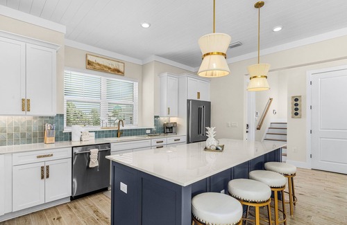 Mid Island House | 110 Sea Le Vie: 5BR/4.5BA Brand New Build w/Pool!