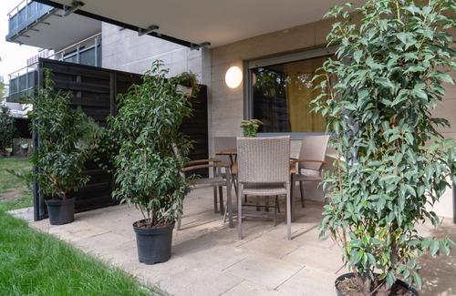 Rhein-Erft-Kreis District Apartment | 110 sqm apartment with terrace on the ground floor - cheap night