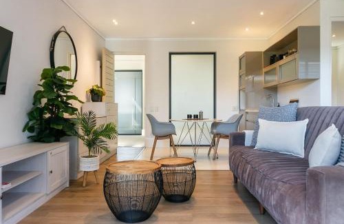 Knysna Central Apartment | 110 The Gallery luxury apartment
