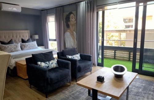 Knysna Central Apartment | 112 Luxury Studio at The Gallery