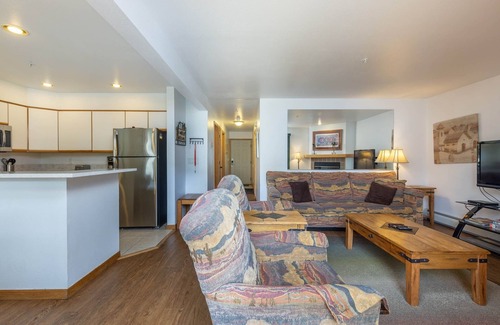 Mountain House Condo | 113 Cinnamon Ridge 2 Bedroom Condo by RedAwning