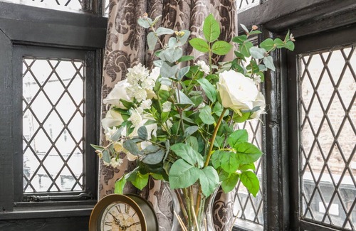 Shrewsbury Cottage | 114 FRANKWELL, romantic, luxury holiday cottage in Shrewsbury