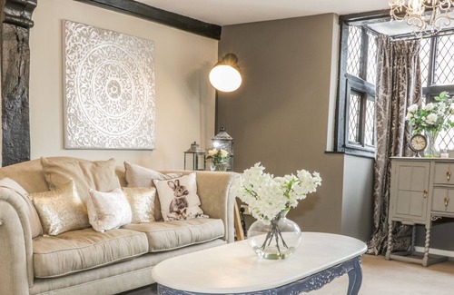 Shrewsbury Cottage | 114 FRANKWELL, romantic, luxury holiday cottage in Shrewsbury