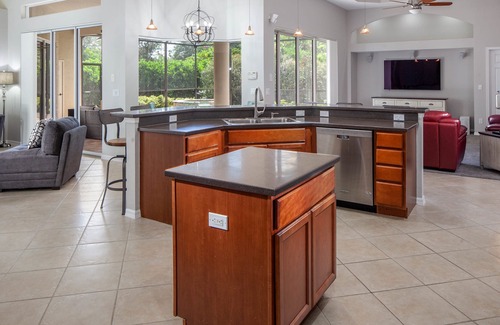 Lake Park House | 1140 Naples retreat