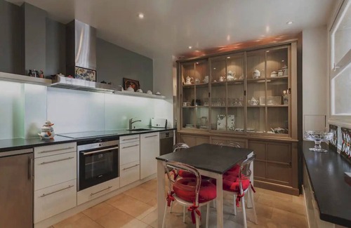 4th Arrondissement Apartment | 115m² of Authentic French Living Le Marais/Île Saint-Louis and The Seine"