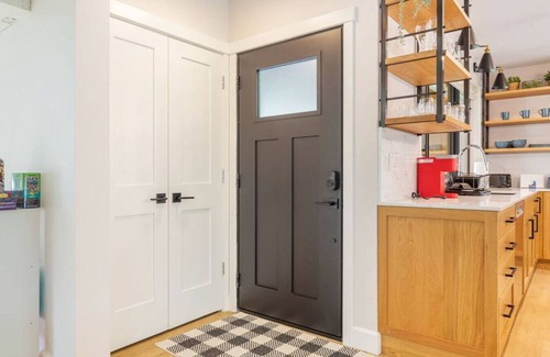 Seattle House | 117 - Spacious & Bright ~ Water View