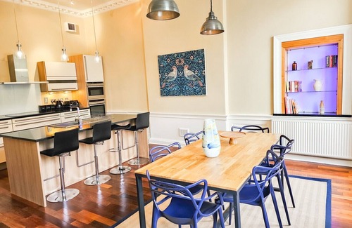 New Town Apartment | 118/2 Hanover Street