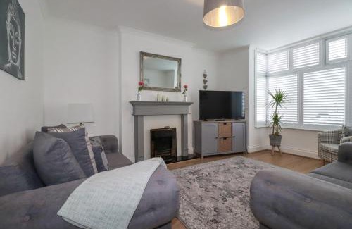 Porth House | 119 Henver Road