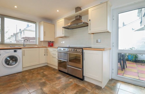 Porth Cottage | 119 Henver Road