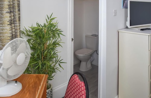 Great Yarmouth Cottage | 12 bedroom accommodation in Great Yarmouth