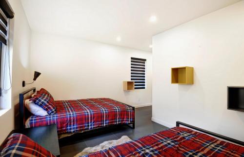 Stoneham Ski Chalet | 12 Chemin Blanc