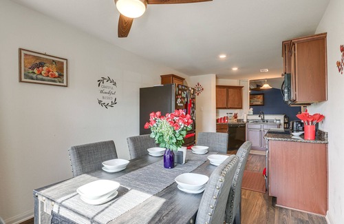 Santa Fe House | 12 Mi to Beach: Texas Gulf Coast Home w/Fire Pit