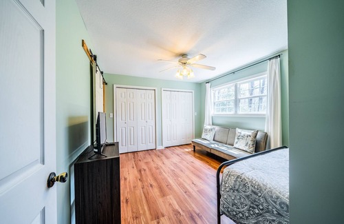 Morganton Cottage | 12 min from Blue Ridge! Secluded Cozy Cottage on Acre of Land!