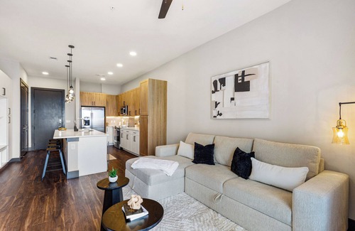 North Burnet Apartment | 12 Min to Downtown | Pool, Balcony & Free Parking