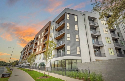 North Burnet Apartment | 12 Min to Downtown | Pool, Balcony & Free Parking