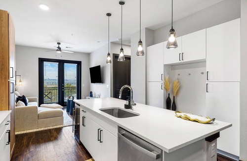 North Burnet Apartment | 12 Min to Downtown | Pool, Balcony & Free Parking