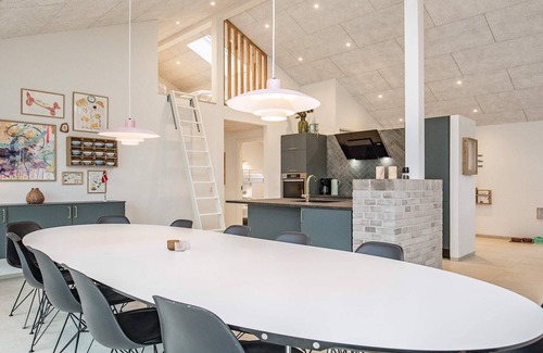 Grønhøj House | 12 person holiday home in Løkken-By Traum