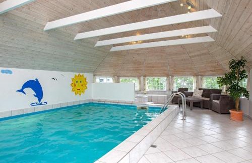Marielyst House | 12 person holiday home in Væggerløse
