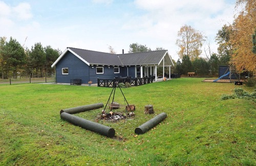 Hals House | 12 person holiday home in Hals-By Traum