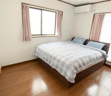 Katsushika Apartment | 120平米 5BR House, Near Ueno and Asakusa, Parking 2间浴室5室1厅 FlowerTea Hotel
