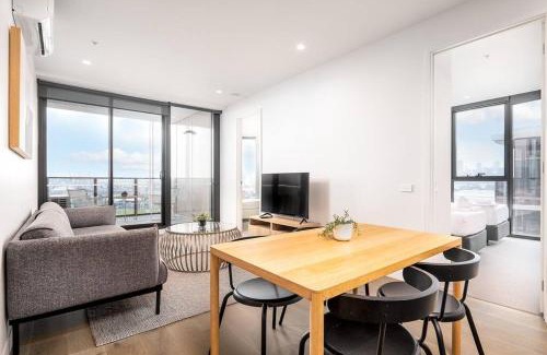 Port Melbourne Apartment | 1206 Nine Elm - Port Melbourne