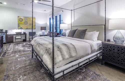 Midtown Hotel | 121 Hotel by AvantStay | Chic & Modern Superior Suite In Ideal Nashville!