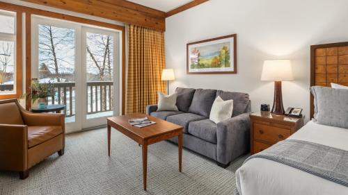 Stowe Area Resort | 1214 The Lodge At Spruce Peak Ski in Ski Out Studio Spruce Peak By Stowe Mountain Rentals