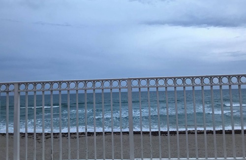 Hypoluxo Island Condo | 1224 sq fr condo on the sand in palm beach