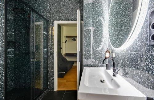 Quartier Saint-Ambroise Apartment | 124 Suite Beata - Superbe Appartement à Paris