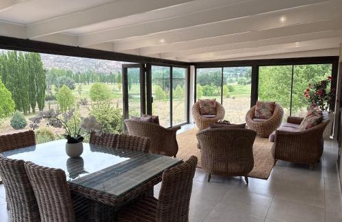 Clarens Apartment | 127 Clarens Golf Villa