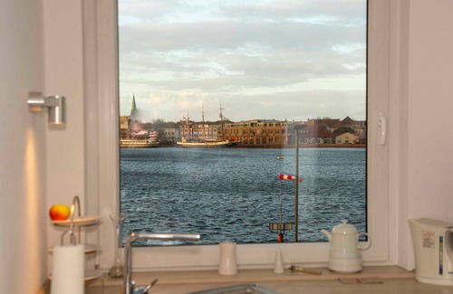 Innenhafen Apartment | 129 Südstrand Nordsee FEWO - 129 Living on the south beach with sea views