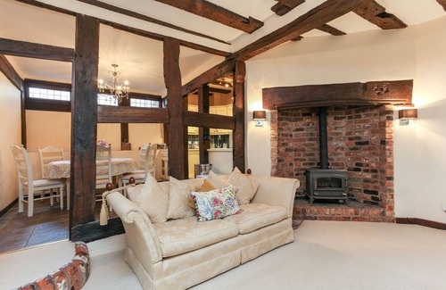 Shrewsbury House | 12A College Hill by Sleep Shrewsbury