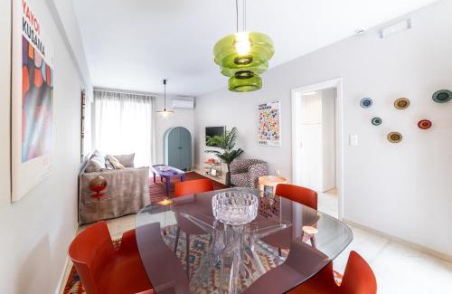 Vouliagmeni Apartment | 12LVE Vouliagmeni Apartment