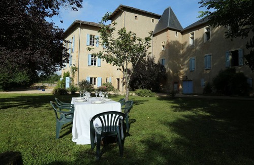 Latoue House | 12th Century Chateau midst 20 acres bordered by river, with private pool