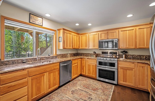 Deer Park House | 13 Dutchman | 5 BR/4.5 BA, Sleeps 11