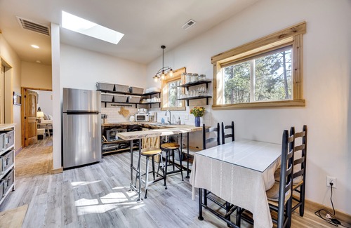 Colorado Springs Apartment | 13 Mi to USAFA: Peaceful Colorado Springs Getaway!